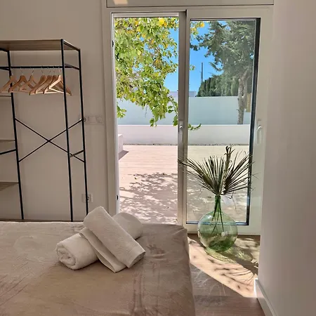 Apartment Gorgot 4p D Con Terraza Y Piscina Comunitaria Cerca De La Playa Empuriabrava